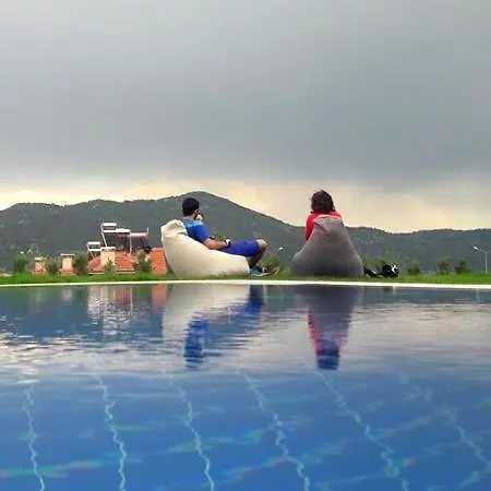 Tas Konaklar * Cameli